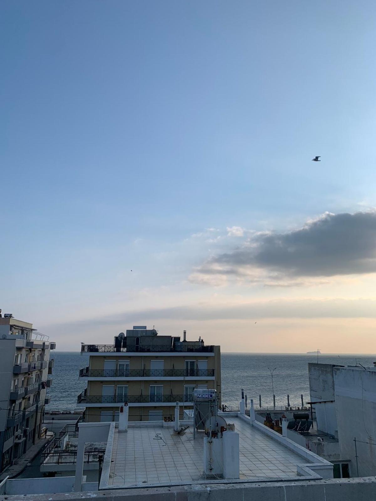 Sunset Sea Apartment Александроуполис Экстерьер фото